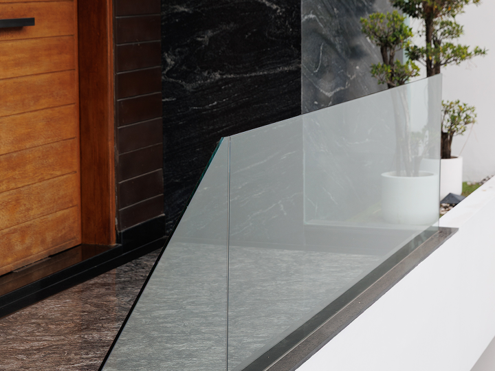 Tempered Glass Stair Railing